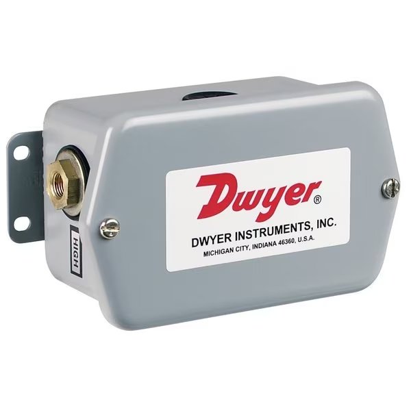 Wet/wet differential pressure transmitter, range ±2.5 psid., Dwyer Instruments, Mfr#: 645-12